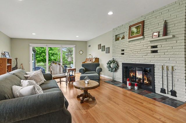 4304 Sunnybrook Drive, Kalamazoo City, MI 49008