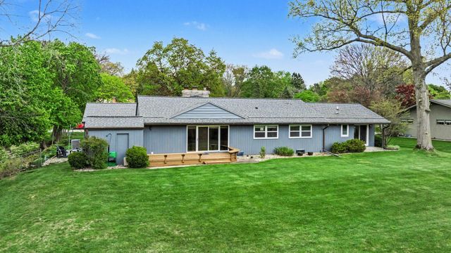 4304 Sunnybrook Drive, Kalamazoo City, MI 49008