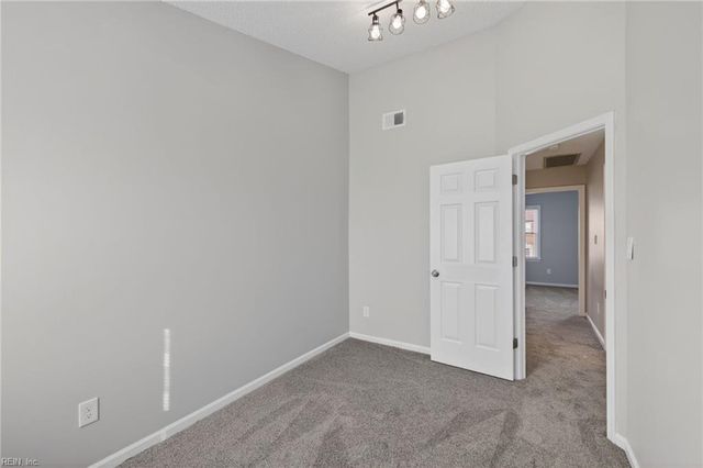 729 Creekside CRES, Chesapeake, VA 23320