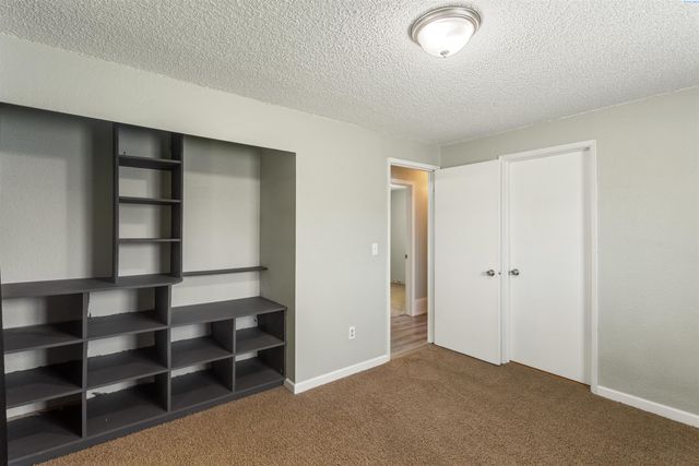 1621 S Fruitland St., Kennewick, WA 99337