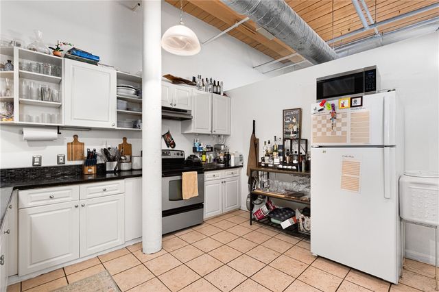 1117 Douglas Avenue 103, North Providence, RI 02904