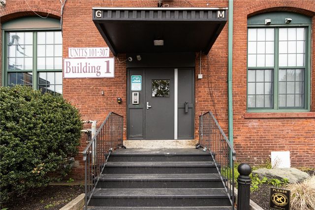 1117 Douglas Avenue 103, North Providence, RI 02904