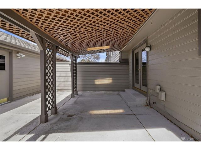 6803 E Briarwood Dr, Centennial, CO 80112