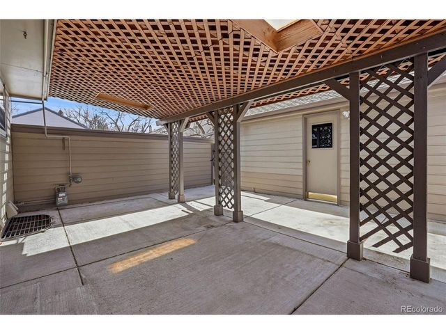 6803 E Briarwood Dr, Centennial, CO 80112