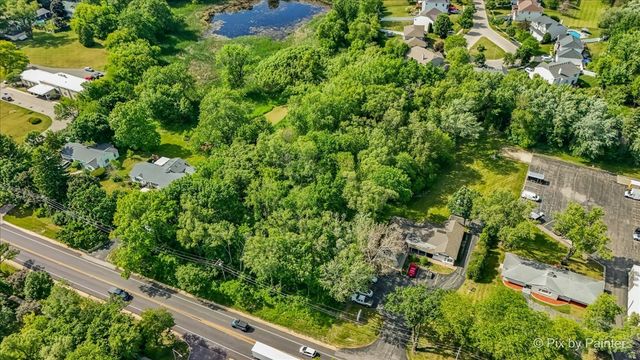 454 W Terra Cotta Avenue, Crystal Lake, IL 60014