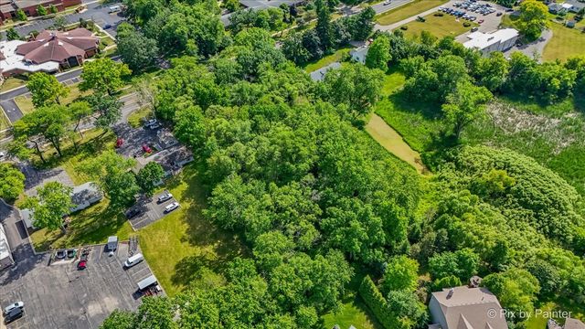 454 W Terra Cotta Avenue, Crystal Lake, IL 60014