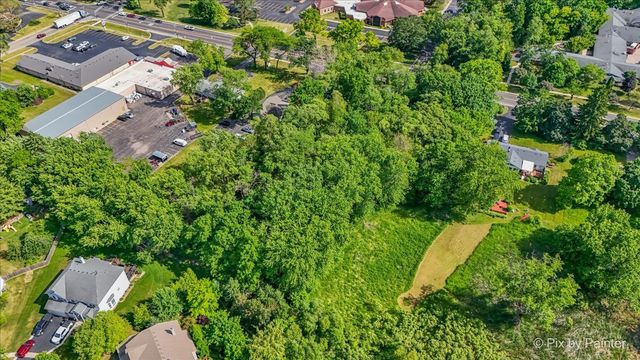 454 W Terra Cotta Avenue, Crystal Lake, IL 60014
