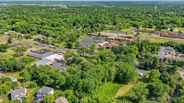 454 W Terra Cotta Avenue, Crystal Lake, IL 60014