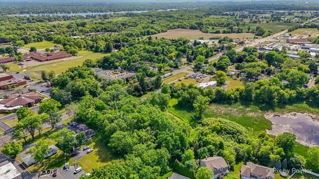 454 W Terra Cotta Avenue, Crystal Lake, IL 60014