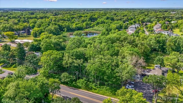 454 W Terra Cotta Avenue, Crystal Lake, IL 60014