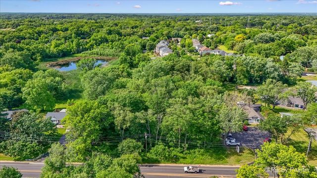 454 W Terra Cotta Avenue, Crystal Lake, IL 60014