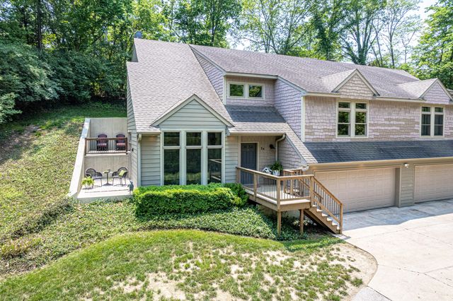 2 E CLARKSON RD B, Columbia, MO 65203