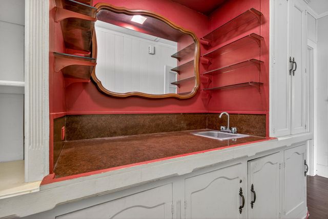 815 Charlotte Drive, Longview, TX 75601