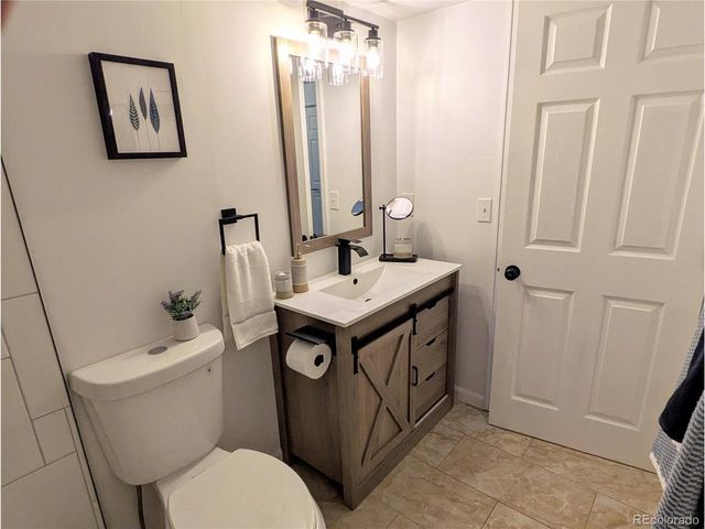 8450 Decatur St 104, Westminster, CO 80031