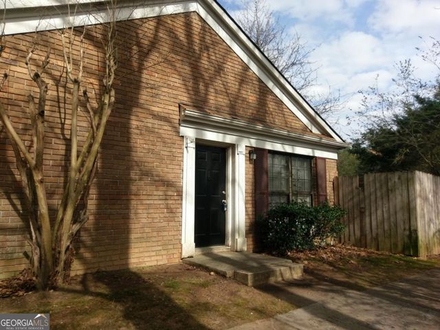2566 Stratford Lane, Morrow, GA 30260