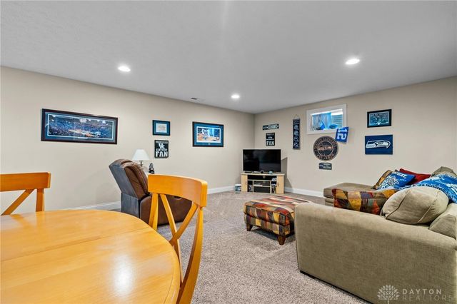 9330 Remington Hill Road, Springboro, OH 45458