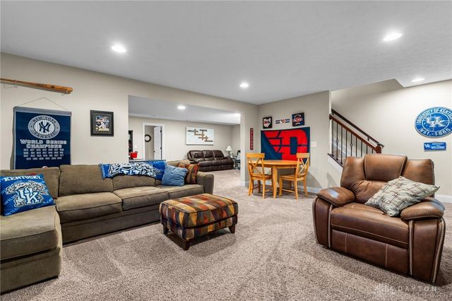 9330 Remington Hill Road, Springboro, OH 45458