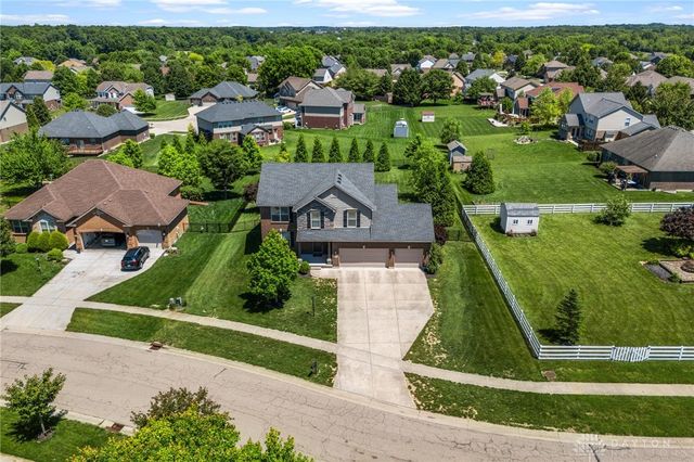 9330 Remington Hill Road, Springboro, OH 45458