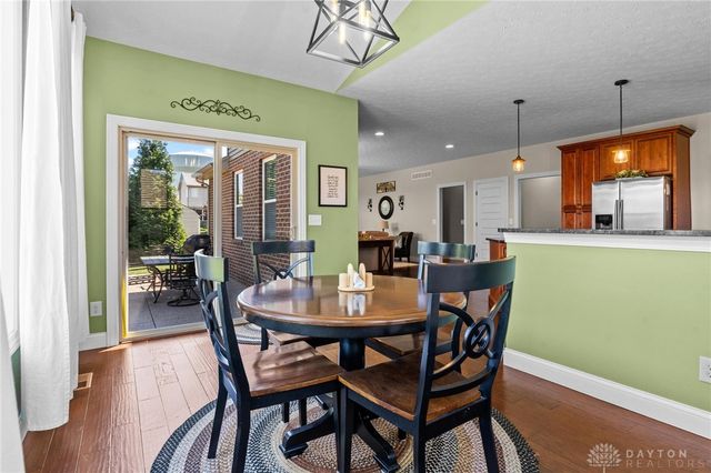 9330 Remington Hill Road, Springboro, OH 45458