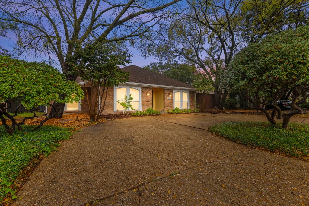 16707 Rustic Meadows Drive, Dallas, TX 75248