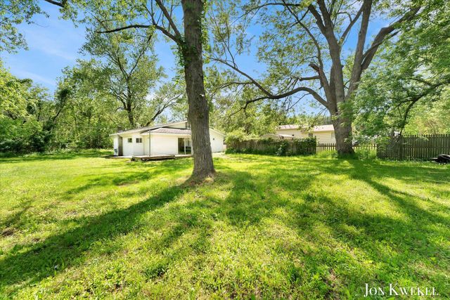 140 N 5th Street NE, Cedar Springs, MI 49319