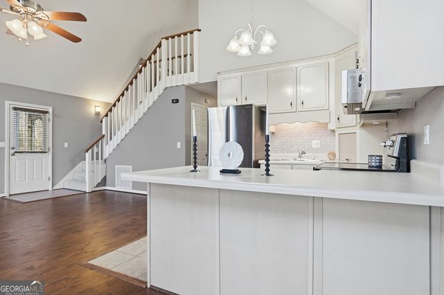 282 Possum Point Drive, Eatonton, GA 31024