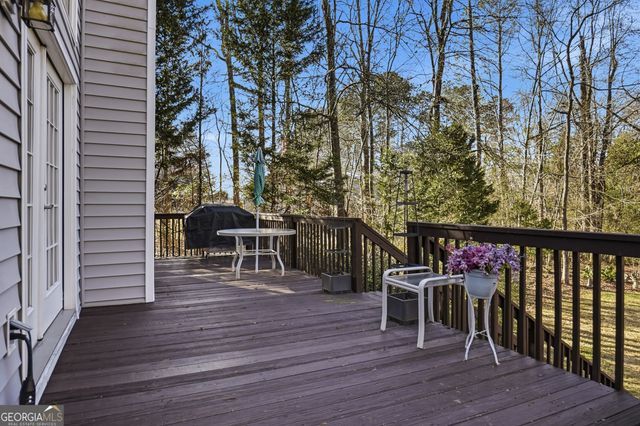 282 Possum Point Drive, Eatonton, GA 31024