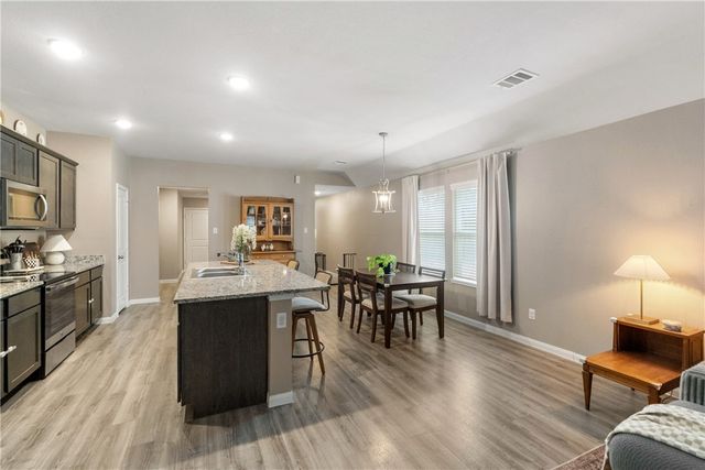 26431 Pin Oak Drive, Hempstead, TX 77445