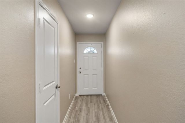 26431 Pin Oak Drive, Hempstead, TX 77445