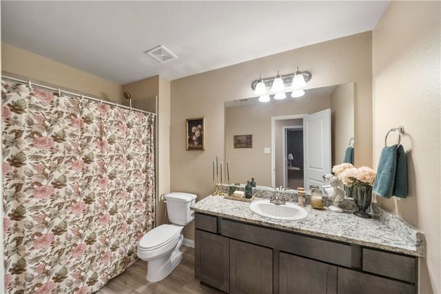 26431 Pin Oak Drive, Hempstead, TX 77445