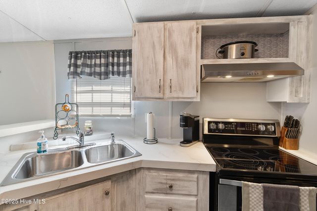 3216 Woodlawn Avenue SW, Supply, NC 28462