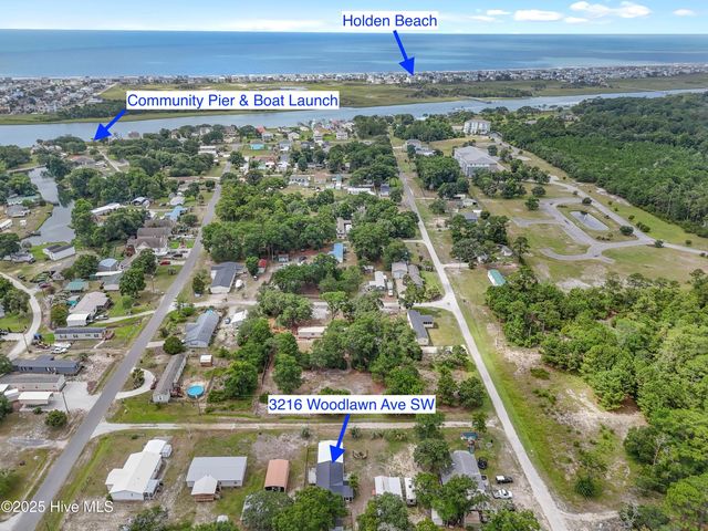 3216 Woodlawn Avenue SW, Supply, NC 28462