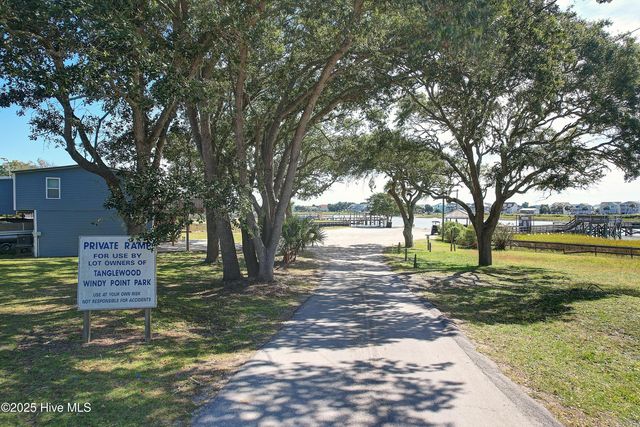 3216 Woodlawn Avenue SW, Supply, NC 28462