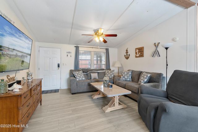 3216 Woodlawn Avenue SW, Supply, NC 28462