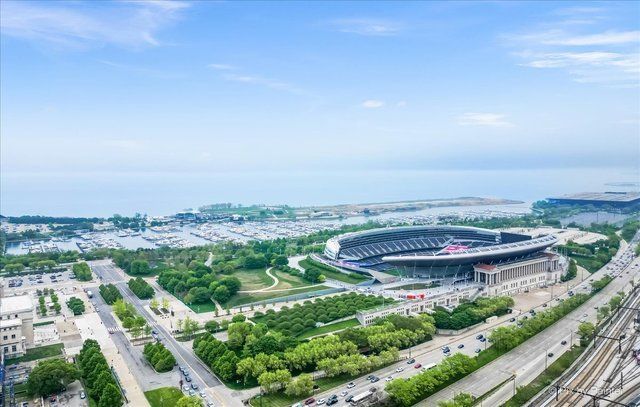 1211 S Prairie Avenue 5400, Chicago, IL 60605