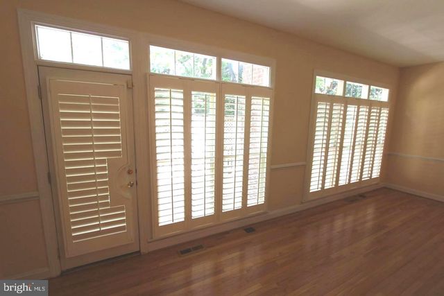 10502 JAMES WREN WAY, Fairfax, VA 22030