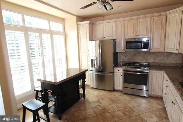 10502 JAMES WREN WAY, Fairfax, VA 22030