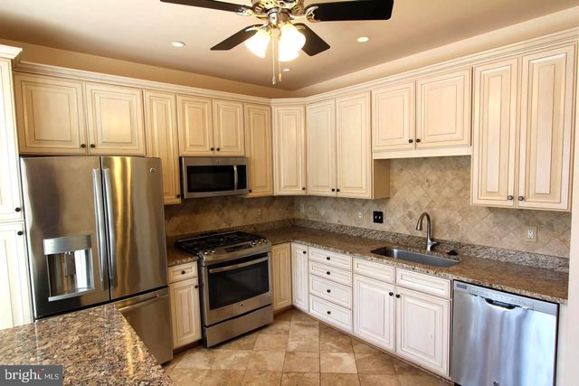 10502 JAMES WREN WAY, Fairfax, VA 22030