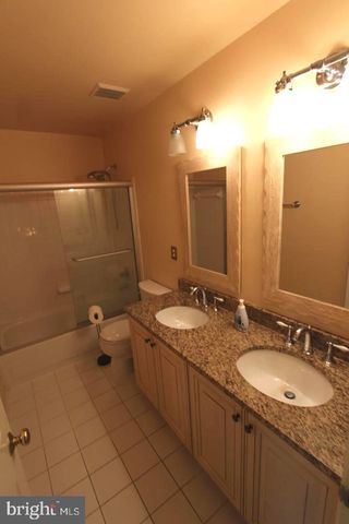 10502 JAMES WREN WAY, Fairfax, VA 22030