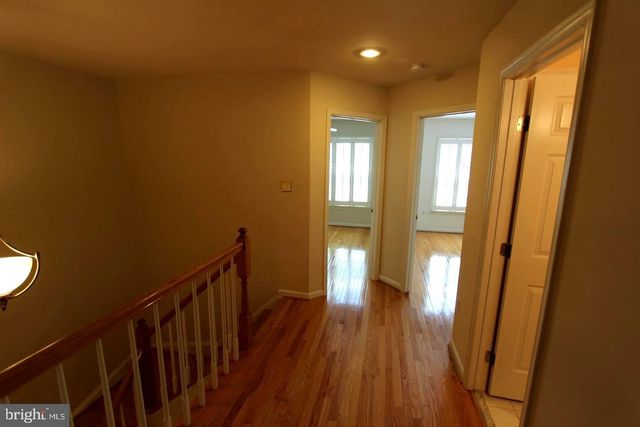 10502 JAMES WREN WAY, Fairfax, VA 22030