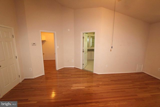 10502 JAMES WREN WAY, Fairfax, VA 22030