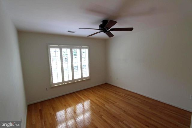 10502 JAMES WREN WAY, Fairfax, VA 22030