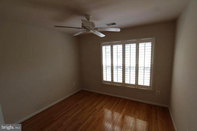 10502 JAMES WREN WAY, Fairfax, VA 22030