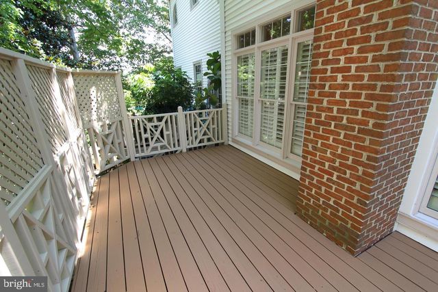 10502 JAMES WREN WAY, Fairfax, VA 22030