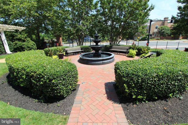 10502 JAMES WREN WAY, Fairfax, VA 22030