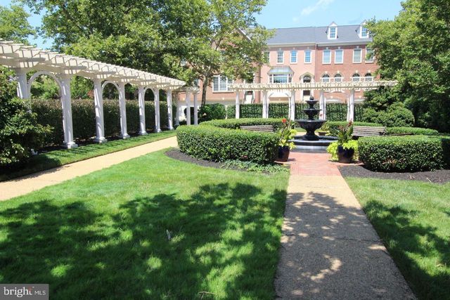 10502 JAMES WREN WAY, Fairfax, VA 22030