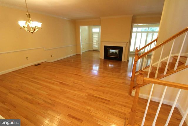 10502 JAMES WREN WAY, Fairfax, VA 22030