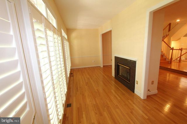 10502 JAMES WREN WAY, Fairfax, VA 22030