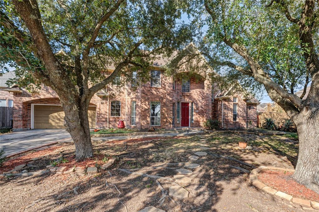 4015 England Court E, Houston, TX 77021