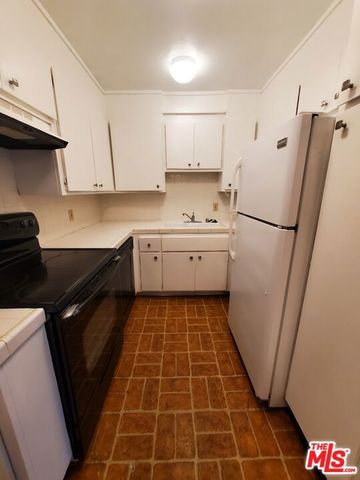 6199 Canterbury Drive 202, Culver City, CA 90230